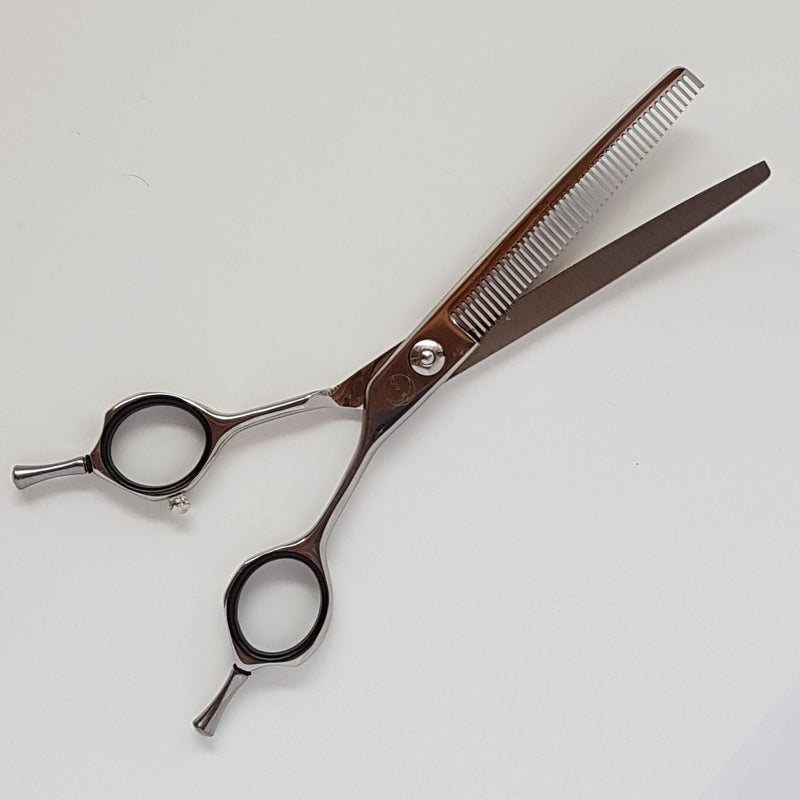 "Half Moon" - 6.5" Curved Thinner (RH)